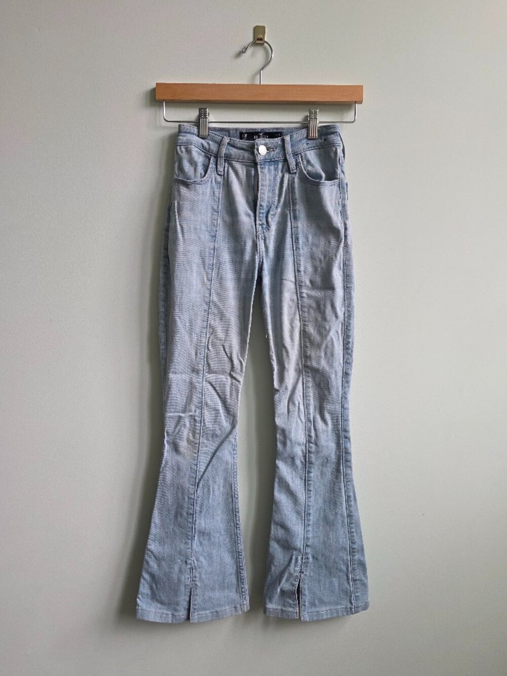 Hollister Light-Wash High-Rise Flare Jeans, Size 00R (W23 / L31)